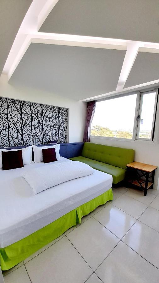Water Bird Family Apartment Toucheng Bagian luar foto