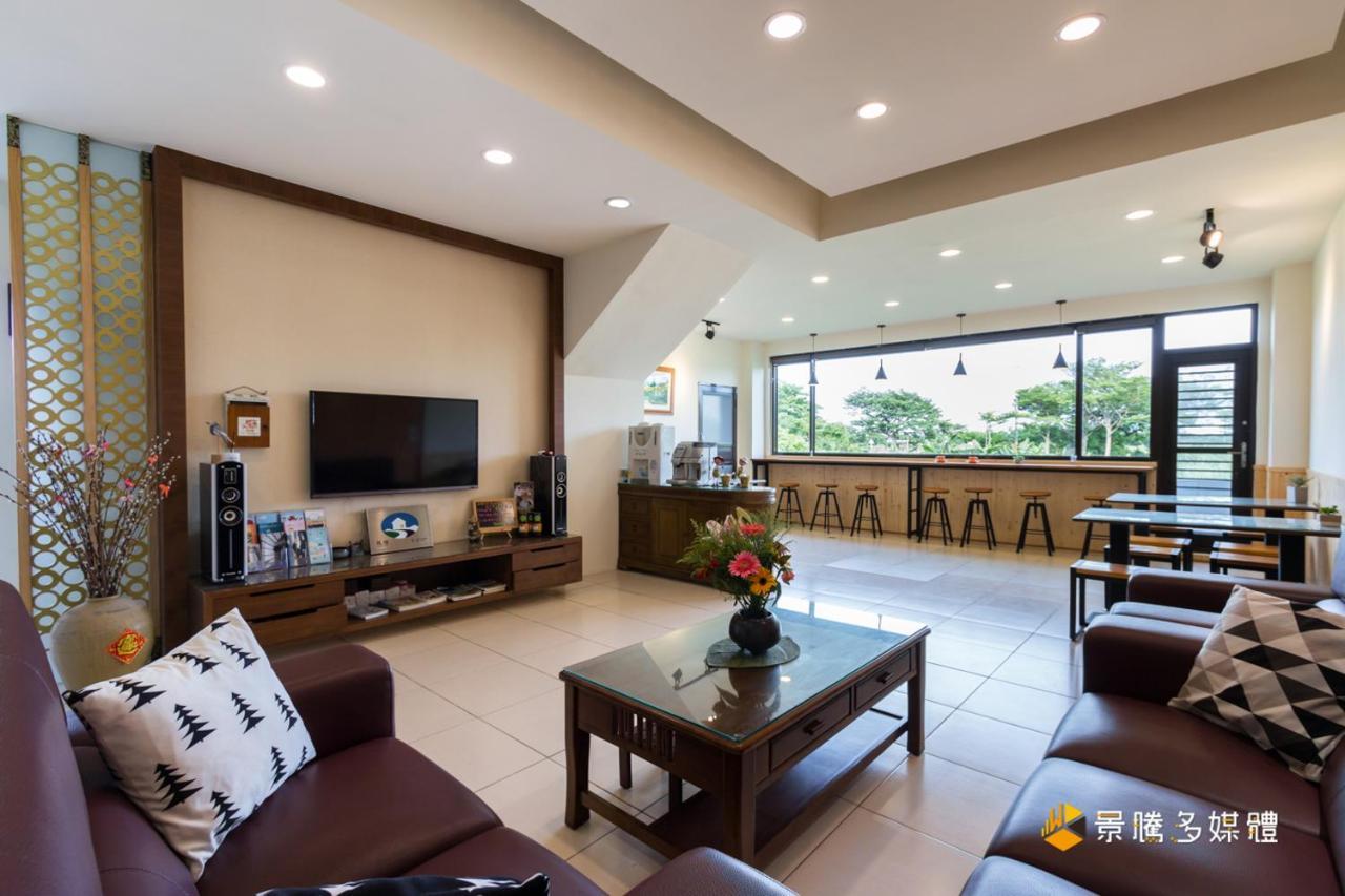 Water Bird Family Apartment Toucheng Bagian luar foto