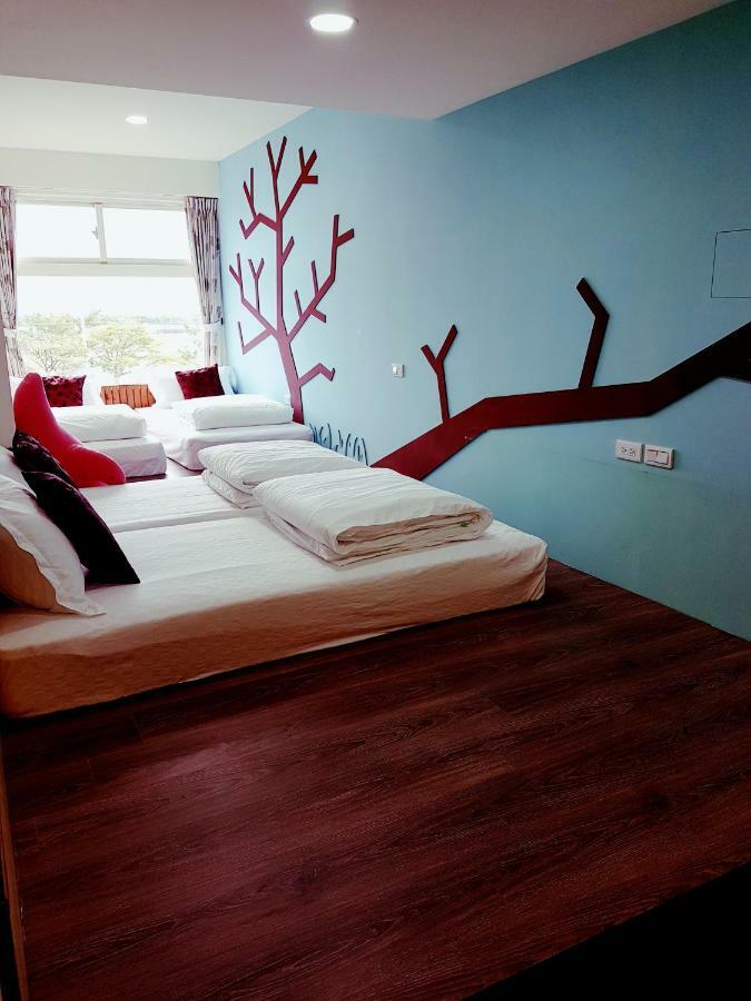 Water Bird Family Apartment Toucheng Bagian luar foto
